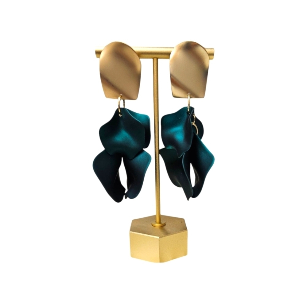 NEW Gold & Green Petal Dangle Earrings